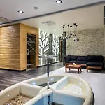 Buki & 4* Jastrzębia Góra