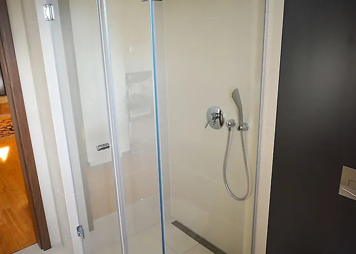 Villa Buki Pokoje & Spa 4*